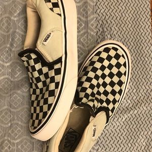 Girls Slip on Vans (2)